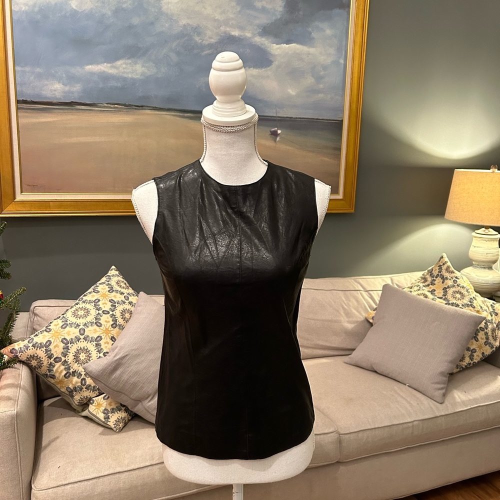 NWT~Vince~100% Leather Top~Size 2